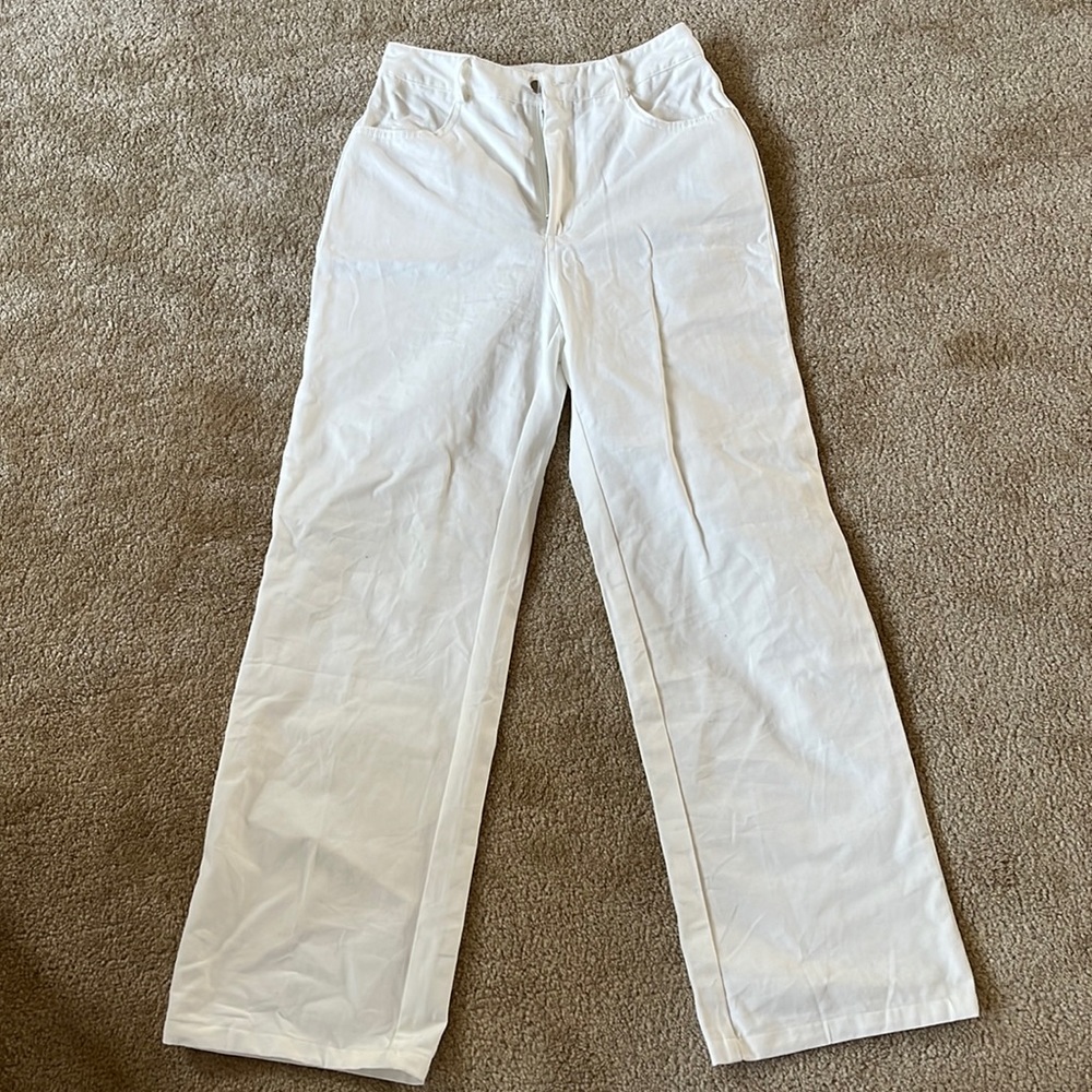 White straight leg pants never worn before